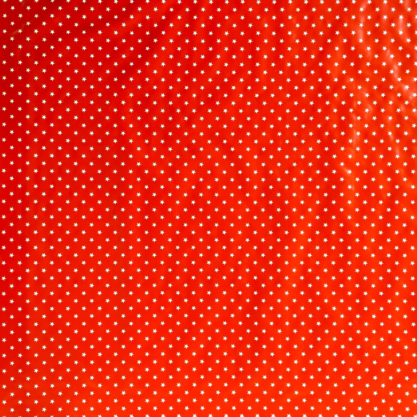 KEVKUS Wachstuch Tischdecke Weihnachten 01289-05 weiße Sterne auf rot eckig rund oval