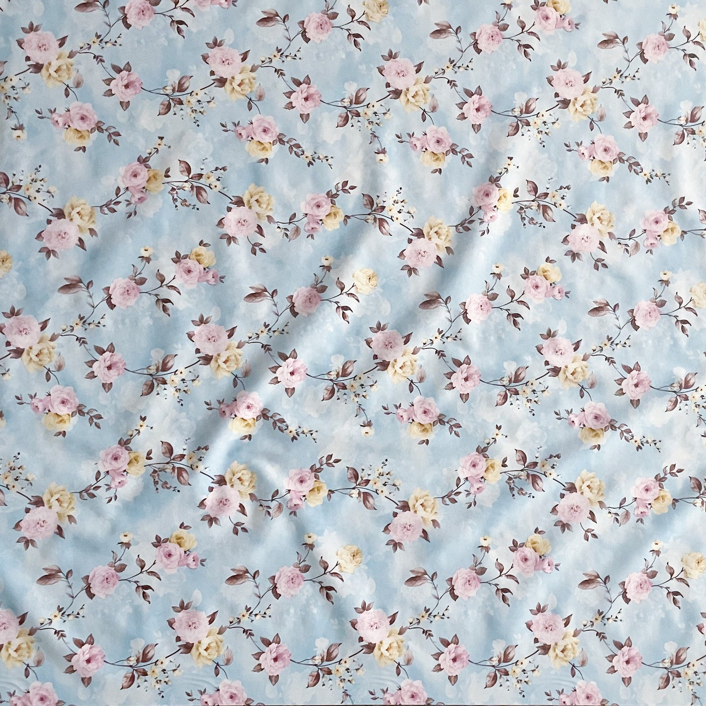 Wachstuch Tischdecke Rosenblüten hellblau