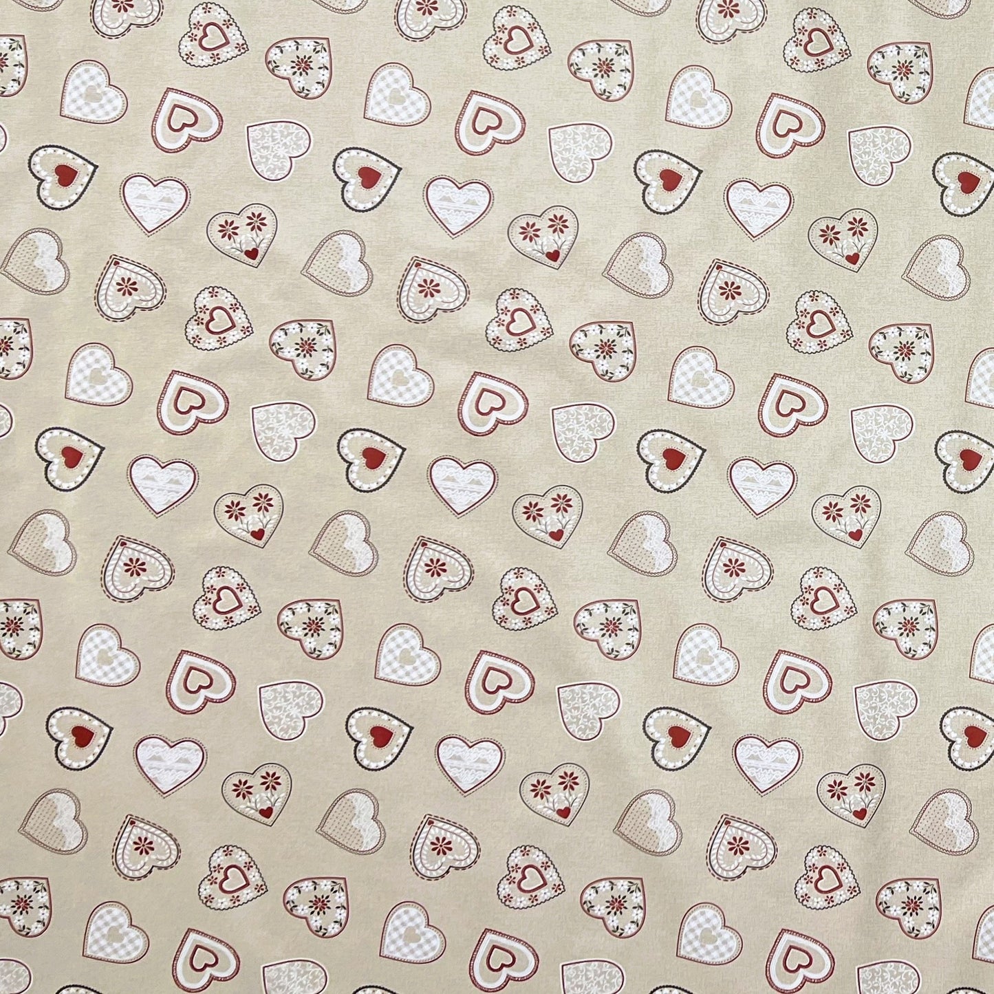 abwaschbare Wachstuch Tischdecke eckig rund oval Landhaus Herzen beige Strick Alm eckig rund oval kaufen