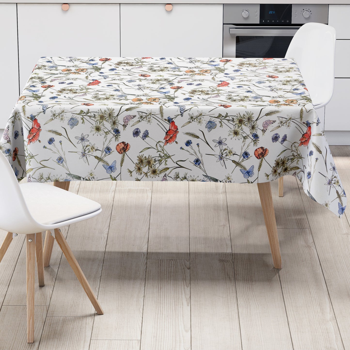 Blumen Wachstischdecke mit Schmetterlingen – Dezentes Floraldesign für jeden Raum