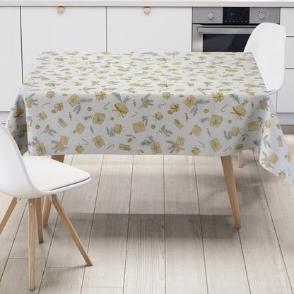 weihnachtliche Wachstuch Tischdecke mit Geschenken und Tannenzapfen auf beige