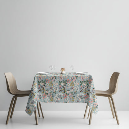 Jacquard Tischdecke aus beschichteter Baumwolle mit Fleckenschutz DG132 hellblau Beeren Meisen eckig rund ovall