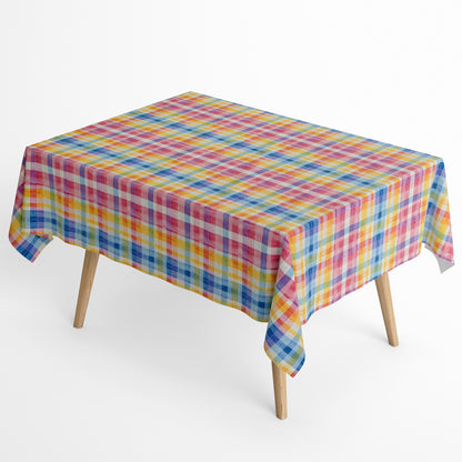  Die jacquard Tischdecke aus beschichteter Baumwolle zeigt ein klassisches Karomuster in lebendigen Farben wie Rot, Blau, Gelb und Grün. Die feine Webstruktur verleiht Tiefe, während die Beschichtung sie fleckenabweisend und pflegeleicht macht. 